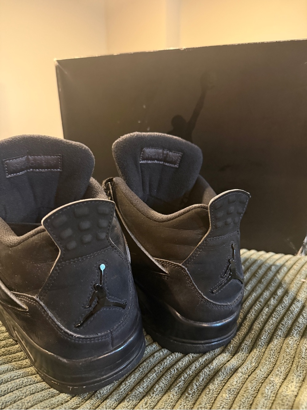 Jordan 4 black cats - Picture 2 of 5